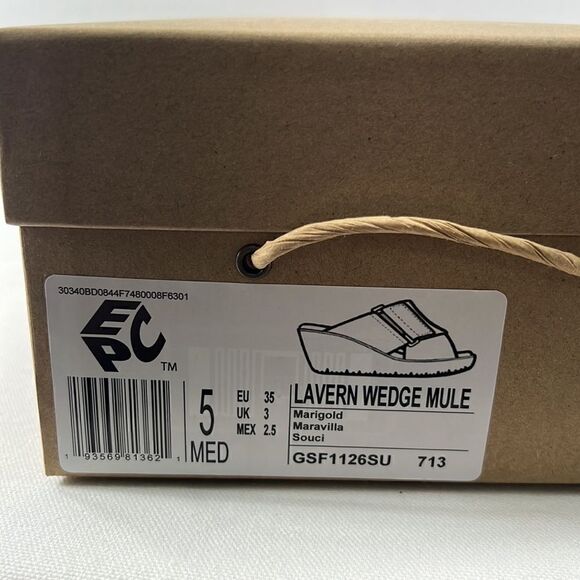 Gentle Souls by Kenneth Cole Lavern Wedge Mules Marigold size 5 - Picture 7 of 7